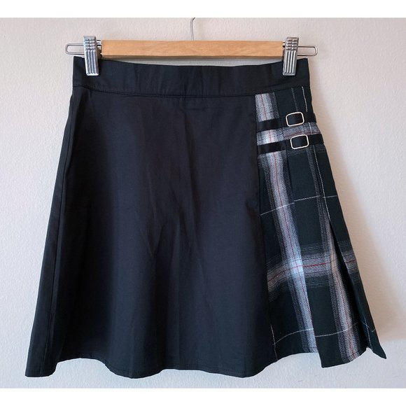 Schoolgirl Plaid Panel Mini Skirt - Picture 8 of 12